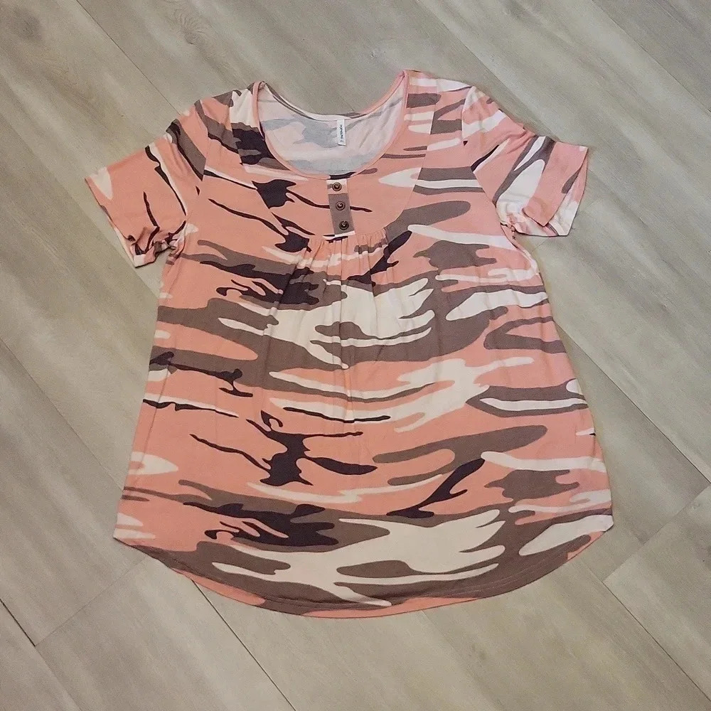 🛍Popyoung Pink White Grey Camo Short Sleeve‎ Flowy Top Womens Size XL